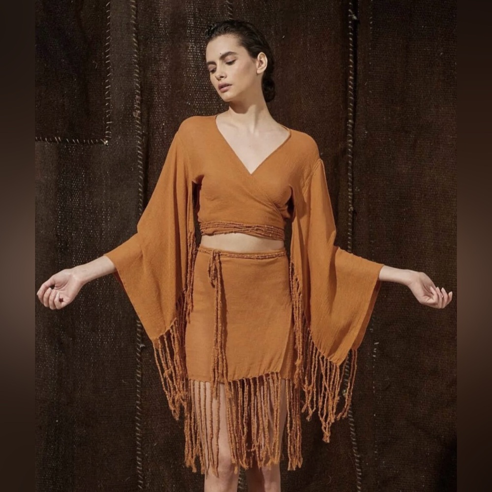 CARAVANA NAIRA SET SKIRT AND TOP FRINGE WRAP
